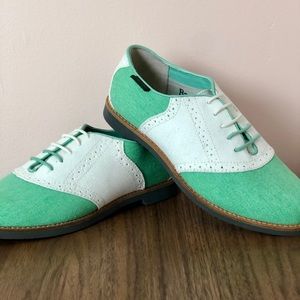 GH Bass & Co. Green and White Women’s Oxfords
